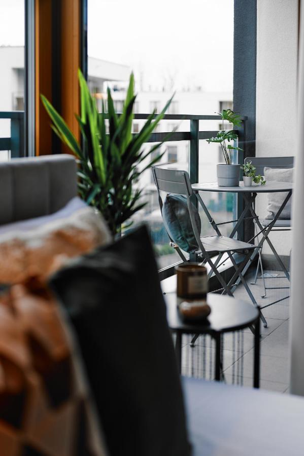 Przytulny Apartament Greenwall Krasków Εξωτερικό φωτογραφία